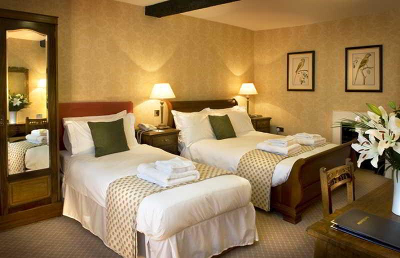 The Bear Hotel Devizes Eksteriør bilde