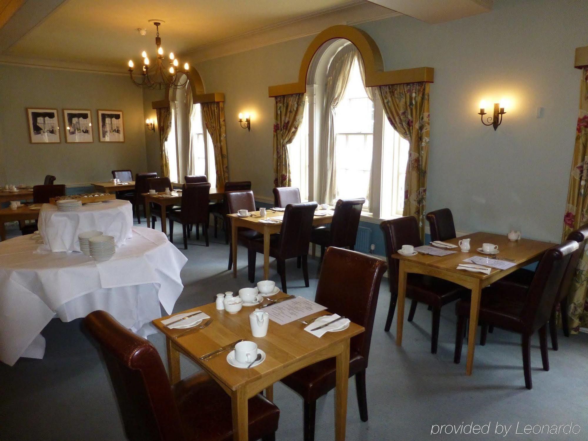The Bear Hotel Devizes Eksteriør bilde