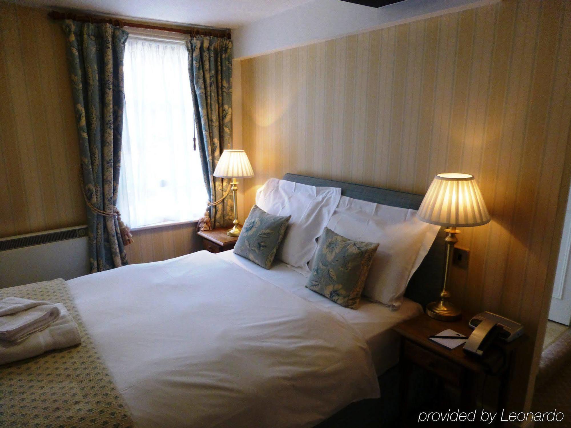 The Bear Hotel Devizes Eksteriør bilde