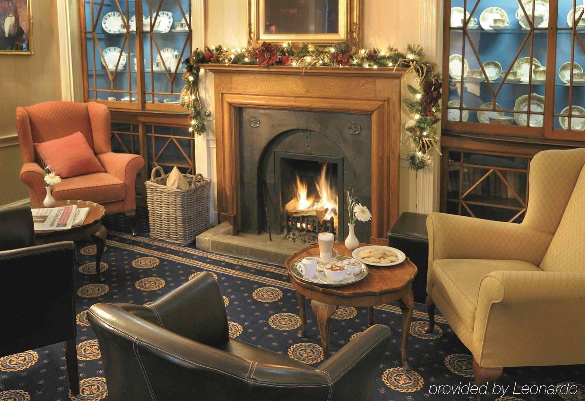 The Bear Hotel Devizes Eksteriør bilde